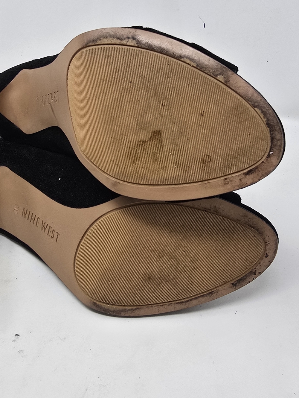 Nine West women 9 black lace up cutout peep toe suede heels, dark fairy, gothic - Picture 8 of 9